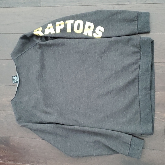 NWOT Toronto Raptors Rhinestone Sweatshirt Top - Picture 8 of 8